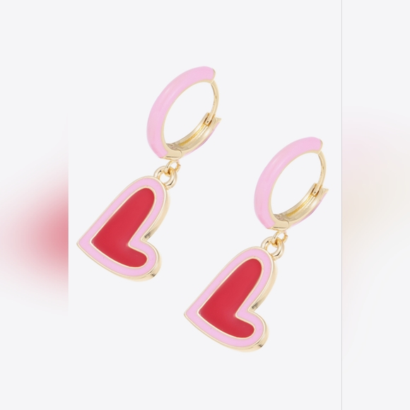 Women's Contrast Heart-Shaped Drop Earrings - Picture 3 of 3